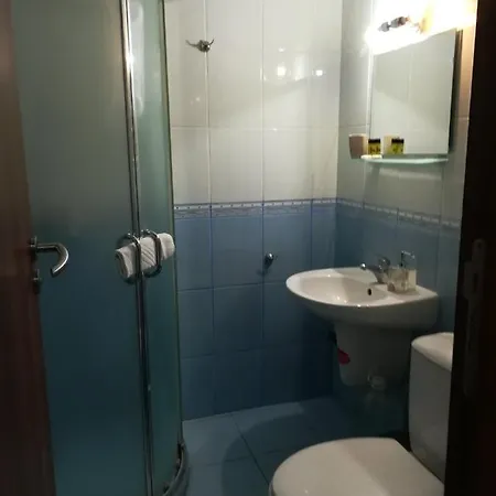Kabakum Di Sea View فارنا